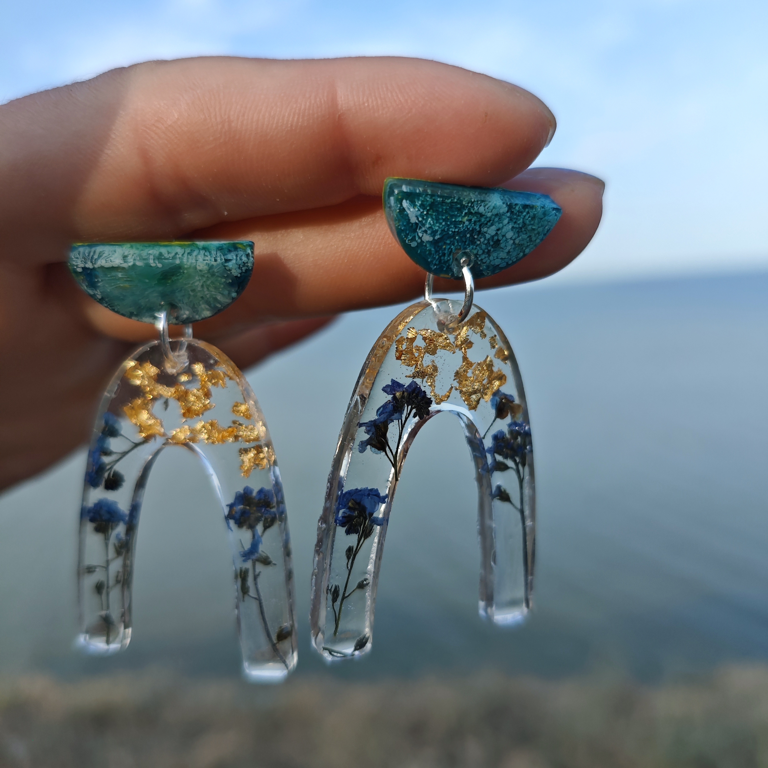 A descriptive alt text for the image